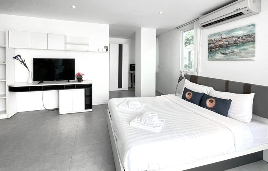 โรงแรมรูมเควสท์ ภูเก็ต หาดกะตะ RoomQuest Phuket Kata Beach