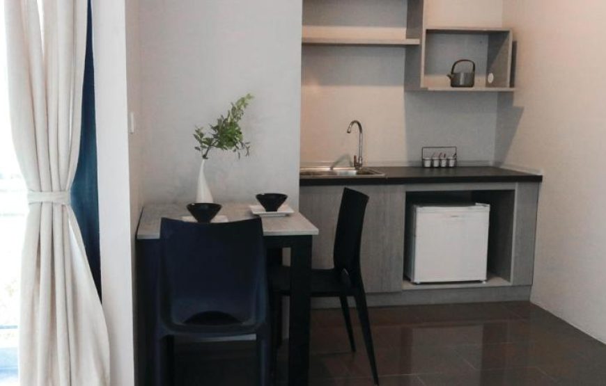 RoomQuest Sukhumvit 107 แบริ่ง Deluxe Room Guest ratings
