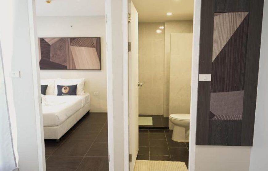 RoomQuest Sukhumvit 107 แบริ่ง Deluxe Room Guest ratings