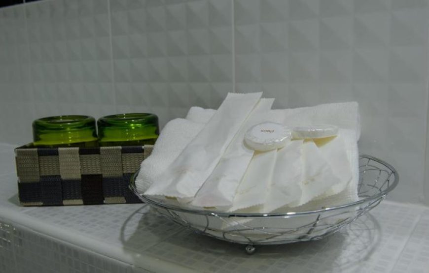 รูมเควสต์ สุวรรณภูมิ แอร์พอร์ต โฮเทล (RoomQuest Suvarnabhumi Airport Hotel)  ห้อง เตียงแฝด