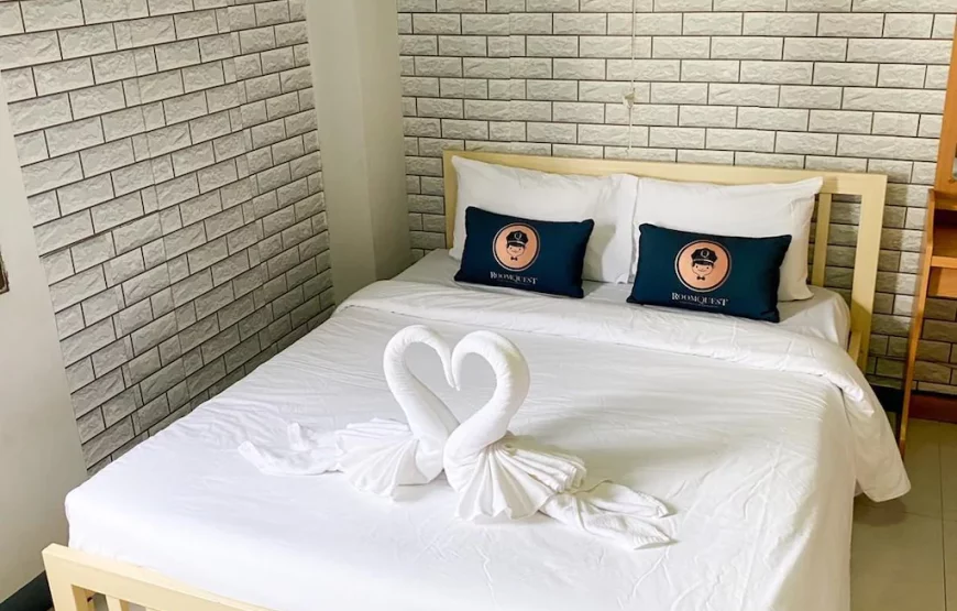 Studio – Entire house or apartment รูมเควสท์ แจ้งวัฒนะ