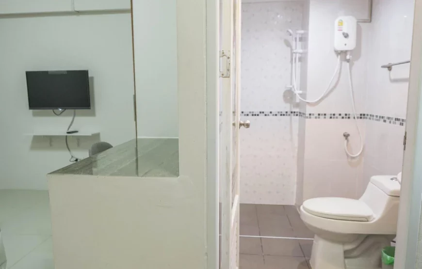 RoomQuest Suvarnabhumi Airport Ladkrabang 42