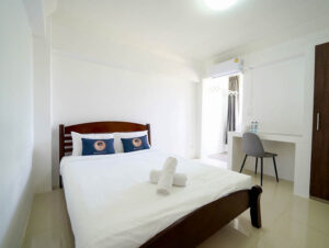 RoomQuest Suvarnabhumi Airport Lat Krabang 42-6-bedroom